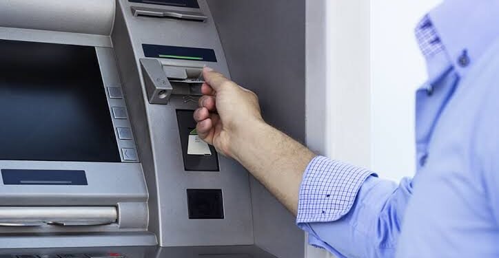 تعرف على الحدود القصوى للسحب والإيداع من البنوك والـ ATM