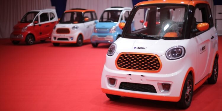 5 خيارات تجعل السيارات الكهربائية خيارك القادم وتوفر لك المال.. تعرف عليها