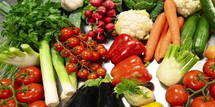 أسعار الخضار اليوم في سوق العبور.. تراجع الليمون وارتفاع البطاطس