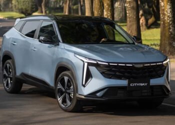 جيلي سيتي راي 2026 تدخل السوق المصري رسميًا .. كروس أوفر صينية بأسعار تبدأ من 1.25 مليون جنيه