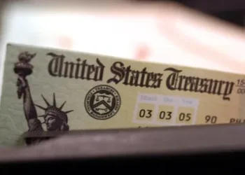 قفزة تاريخية: السعودية تسجل أكبر زيادة شهرية في حيازتها لسندات الخزانة الأميركية