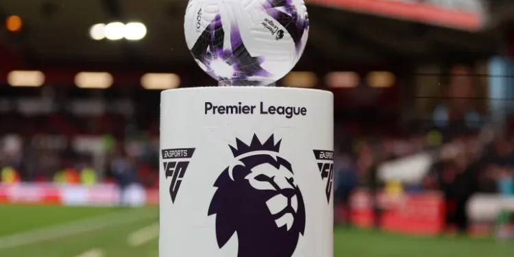 تشيلسي يهزم برينتفورد وليفربول يتعادل مع بيرنلي في الدوري الإنجليزي الممتاز