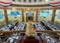 تباين مؤشرات البورصة المصرية بمنتصف التعاملات.. EGX30 يتراجع وEGX70 يرتفع