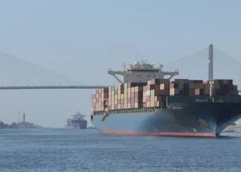 قناة السويس وصراع القوى: هل تهدد الحرب بين إيران وإسرائيل شريان التجارة العالمي؟