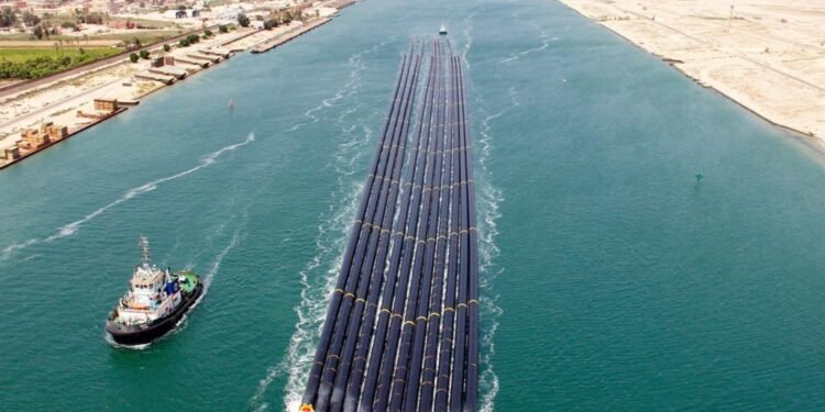 قناة السويس