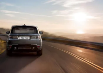 السفر بالسيارة