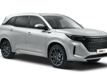 الطارق تبدأ تسليم الدفعة الثالثة من سيارات DSFK الصينية للعملاء