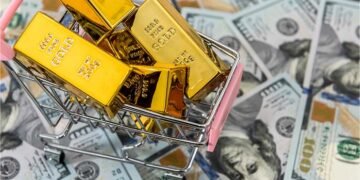 الاستثمار في الذهب أم الدولار في مصر؟ أيهما الخيار الأفضل لحماية المدخرات