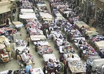 الاقتصاد غير الرسمي: هل هو طوق نجاة أم مشكلة خفية؟