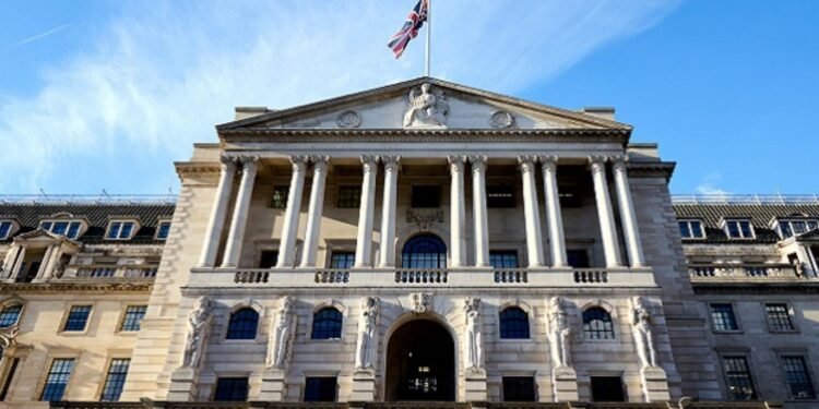 الفائدة المرتفعة والأسهم: كيف تتكيف الأسواق الناشئة مع سياسات البنك الفيدرالي