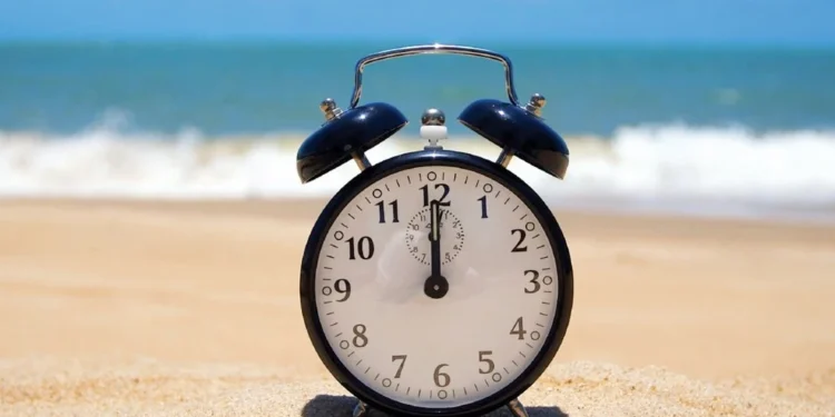 الموعد الرسمي للعمل بالتوقيت الصيفي 2026 في مصر