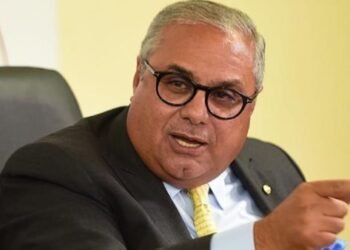 استقالة هاشم السيد مساعد رئيس الوزراء من رئاسة شركة أودن للاستثمارات المالية