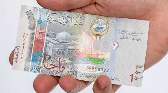 ارتفاع سعر الدينار الكويتي بالبنوك المصرية اليوم الإثنين