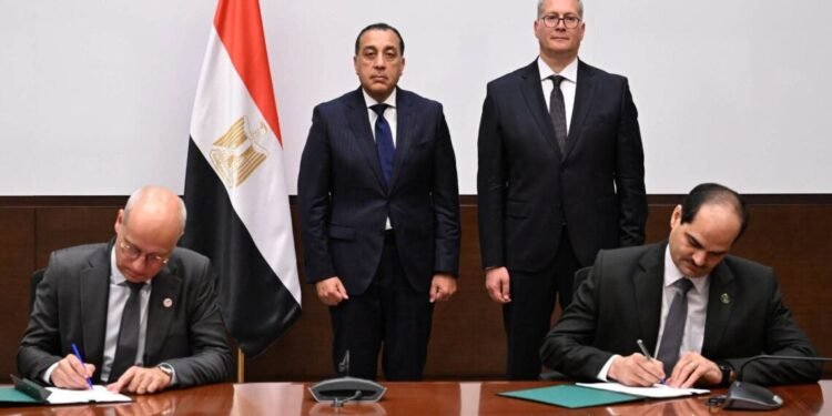 تعاون مصري فرنسي لاستكشاف الغاز بمنطقة غرب البحر المتوسط