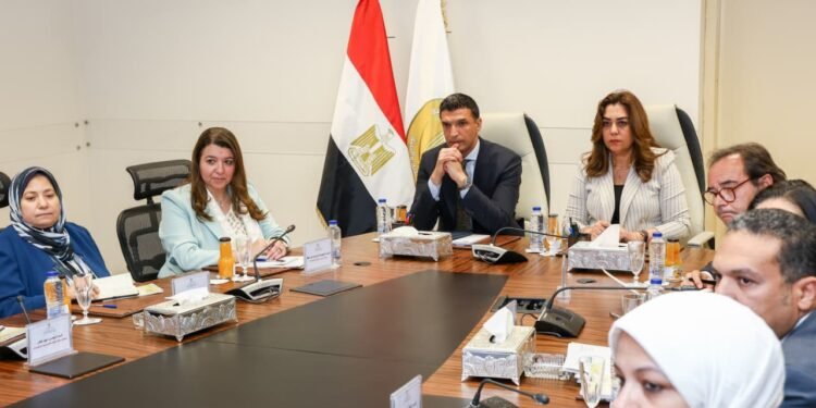 لدعم التحول الأخضر.. الحكومة تطلق أول منظومة الكترونية للسجل البيئي الموحد