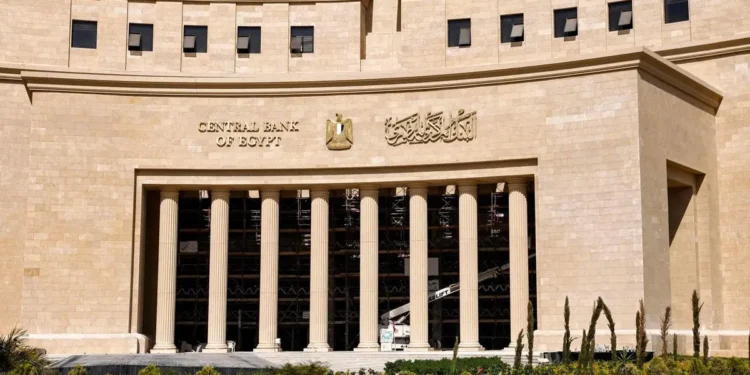 بعد قفزة الاحتياطي النقدي الأجنبي إلى 53 مليار دولار.. مصر تغطي 6.3 شهر واردات و158% من الديون قصيرة الأجل