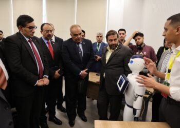 انطلاقة 4 يفجر ثورة تكنولوجية في العاصمة الإدارية بمشاركة 19 جامعة و105 ابتكار