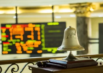 ارتفاع جماعي لمؤشرات البورصة المصرية بمستهل تعاملات الأربعاء.. والتداولات تتجاوز 800 مليون جنيه