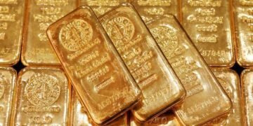 انهيار سعار الذهب عالميًا بعد بيانات الوظائف الأمريكية.. والأوقية تهبط 2.5% والفضة تتراجع بقوة