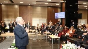 سامح فهمي وزير البترول الأسبق