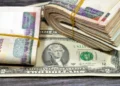 سعر الدولار اليوم الخميس 4-6-2026 أمام الجنيه المصري.. يسجل 51.80 جنيه للشراء بالبنوك