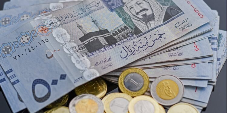 ارتفاع الريال السعودي أمام الجنيه المصري بختام تعاملات الخميس