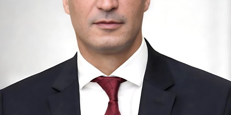 وزير الصناعة يصل العاصمة اللاتفية ريجا للمشاركة في أعمال الاجتماع السنوي الخامس والثلاثين ومنتدى الأعمال الخاص بالبنك الأوروبي لإعادة الإعمار والتنمية (EBRD)