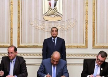 مشروعات الطاقة المتجددة التي تستهدف الشركة المصرية لنقل الكهرباء استيعابها لدعم الشبكة القومية.