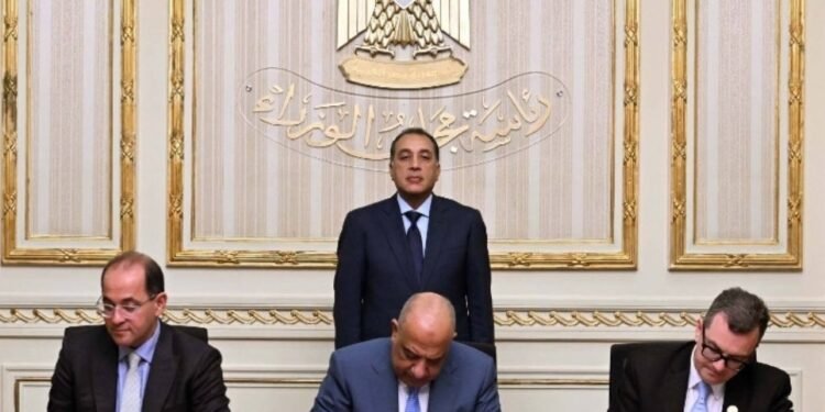 مشروعات الطاقة المتجددة التي تستهدف الشركة المصرية لنقل الكهرباء استيعابها لدعم الشبكة القومية.