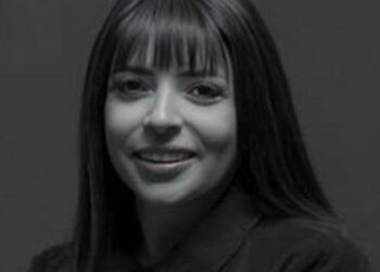 دينا أبو طالب، رئيس مجموعة التسويق والتنمية المجتمعية بالبنك الأهلي المصري،