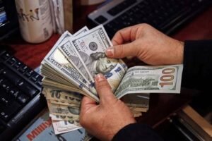 سعر الدولار اليوم
