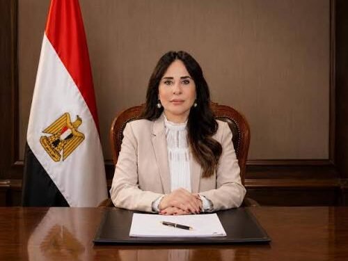 وزيرة الإسكان