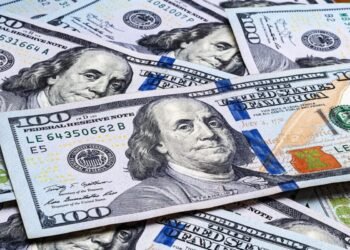 هبوط مسائي.. الدولار يتراجع أمام الجنيه و50.90 جنيه أعلى سعر للبيع بالبنوك
