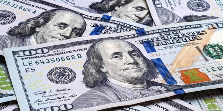 هبوط مسائي.. الدولار يتراجع أمام الجنيه و50.90 جنيه أعلى سعر للبيع بالبنوك