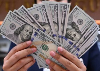 50.12 جنيه أقل سعر للدولار فى البنك التجارى الدولى اليوم السبت.. إيه الحكاية