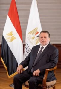 محافظ البنك المركزى حسن عبد الله