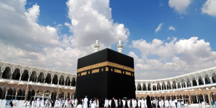 تأشيرة العمرة الجديدة 2026.. صلاحية 365 يومًا وإقامة تصل إلى 90 يومًا