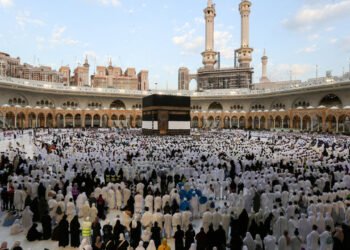 غرفة شركات السياحة تحذر من سماسرة الحج وبرامج الحج الوهمية