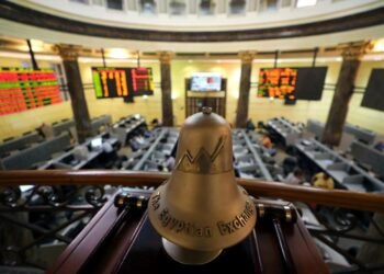 تراجع جماعي في البورصة.. قطاع البنوك ينخفض 0.43% بمستهل التعاملات
