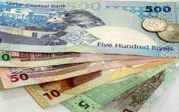 سعر الريال القطري اليوم في البنوك المصرية.. تفاوت في الشراء وهدوء بالبيع