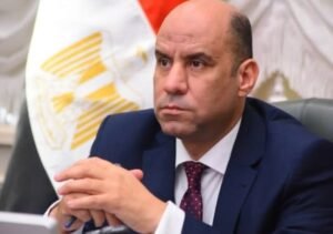 وزير العمل 