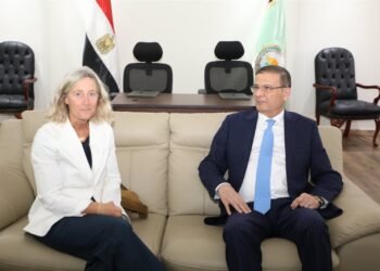 وزير الزراعة يبحث مع الوكالة الإيطالية مستجدات المشروعات الزراعية المشتركة