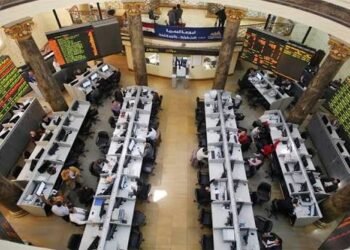 البورصة المصرية تواصل ارتفاعها.. 5.3 مليار جنيه تداولات خلال ساعتين