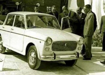 نصر 1100 بـ700 جنيه.. إعلان قديم يكشف أسعار سيارات النصر عام 1962