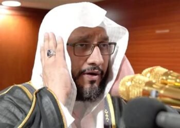 وفاة مؤذن المسجد الحرام إبراهيم المدني.. تفاصيل الخبر وسيرته