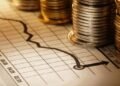الأسهم أم السندات؟ كيف تختار الاستثمار الأنسب لمدخراتك في 2026؟