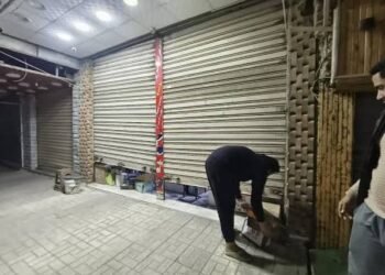 مواعيد فتح وغلق المحلات